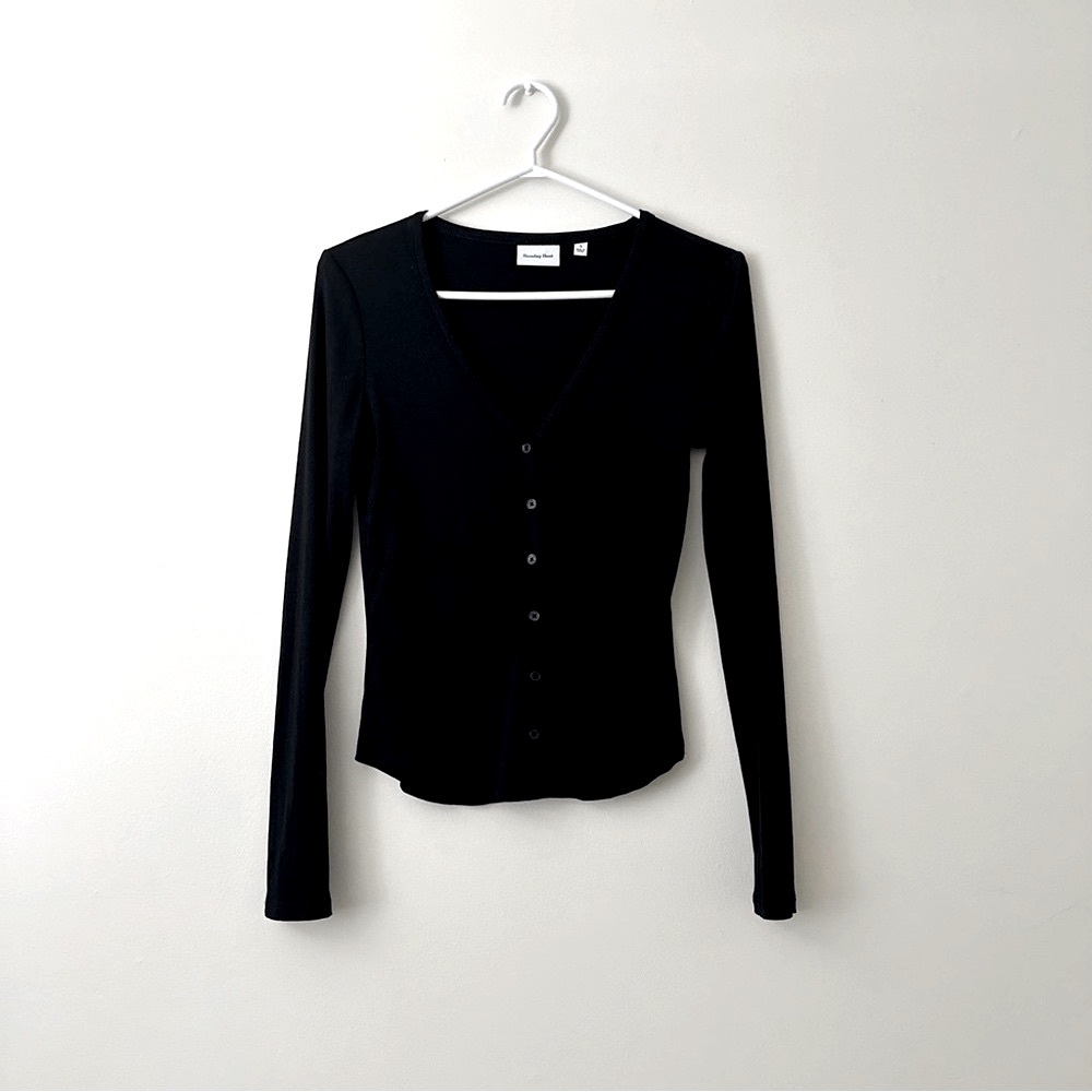Aritzia Black V-Neck Button-Up Women's Top